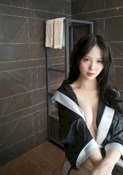 《年轻的女教师2》在线观看_有字幕完整版