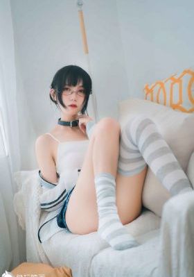 大学女生的新生活_HD免费观看视频