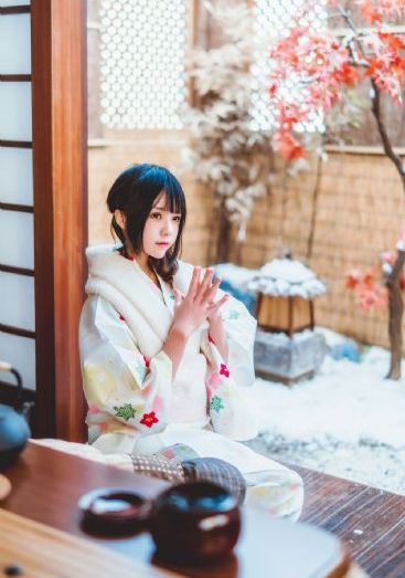 《诱人的女教师2》电影_国产剧免费全集观看
