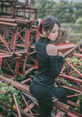 穿过月亮的旅行_剧情片免费在线观看