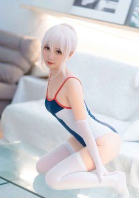 在厨房和女友闺蜜做_BD国语在线播放观看